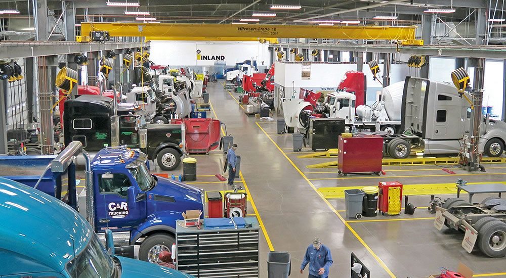 Truck service center of Kenworth dealership building