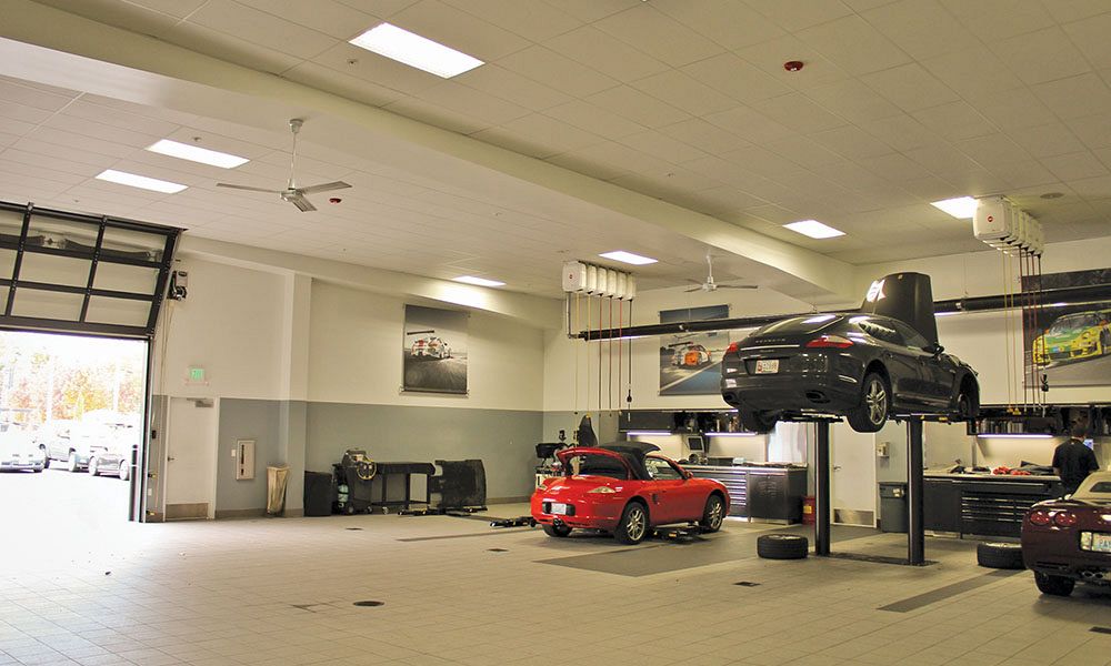 Service garage for Porsche dealership