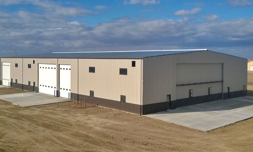 Custom Steel Farm Maintenance Building