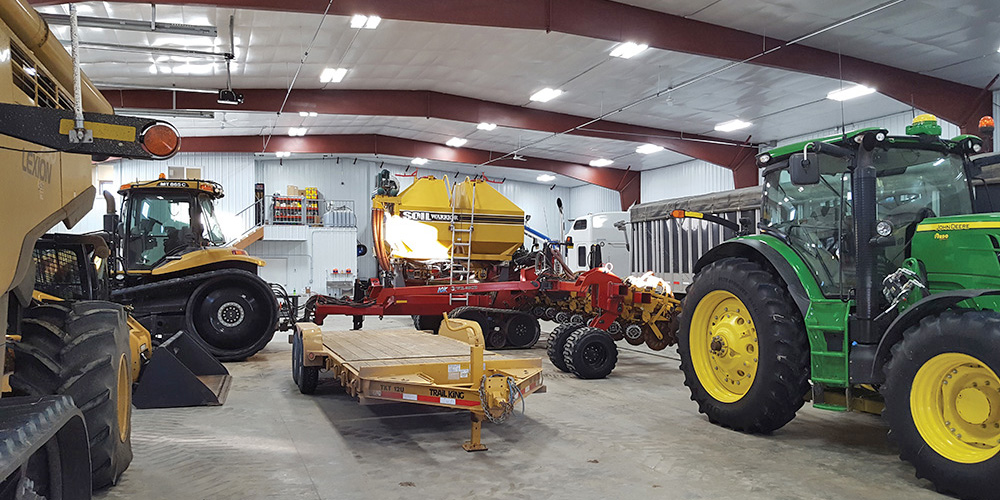 Farm Storage Building with Clear Span Interior