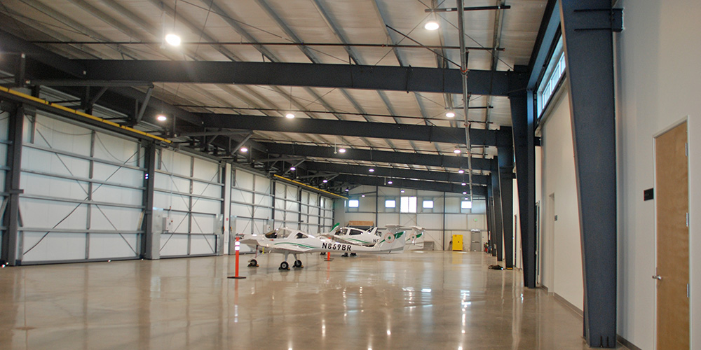Single Slope Hangar Metal Building with Lean-To