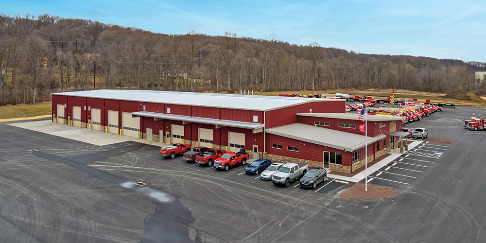 Construction equipment maintenance building