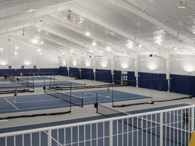 Clear span tennis facility