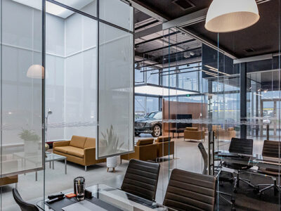 Commercial show room auto