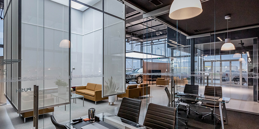 Commercial show room auto