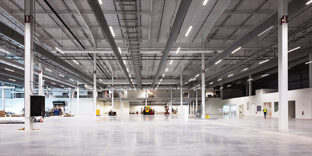 Manufacturing steel building