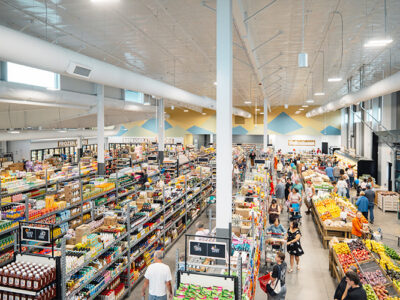Retail grocery store