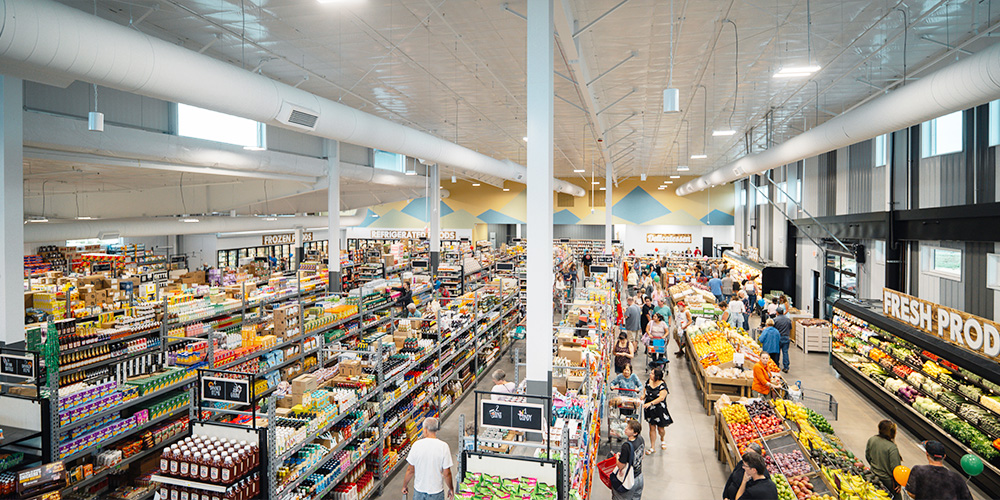 Retail grocery store