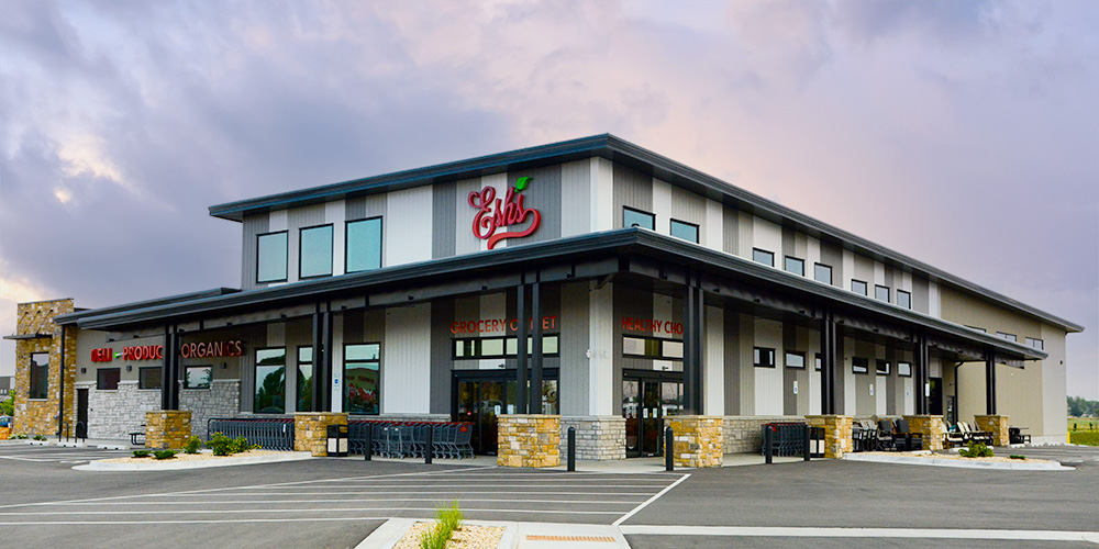 Metal building grocery store